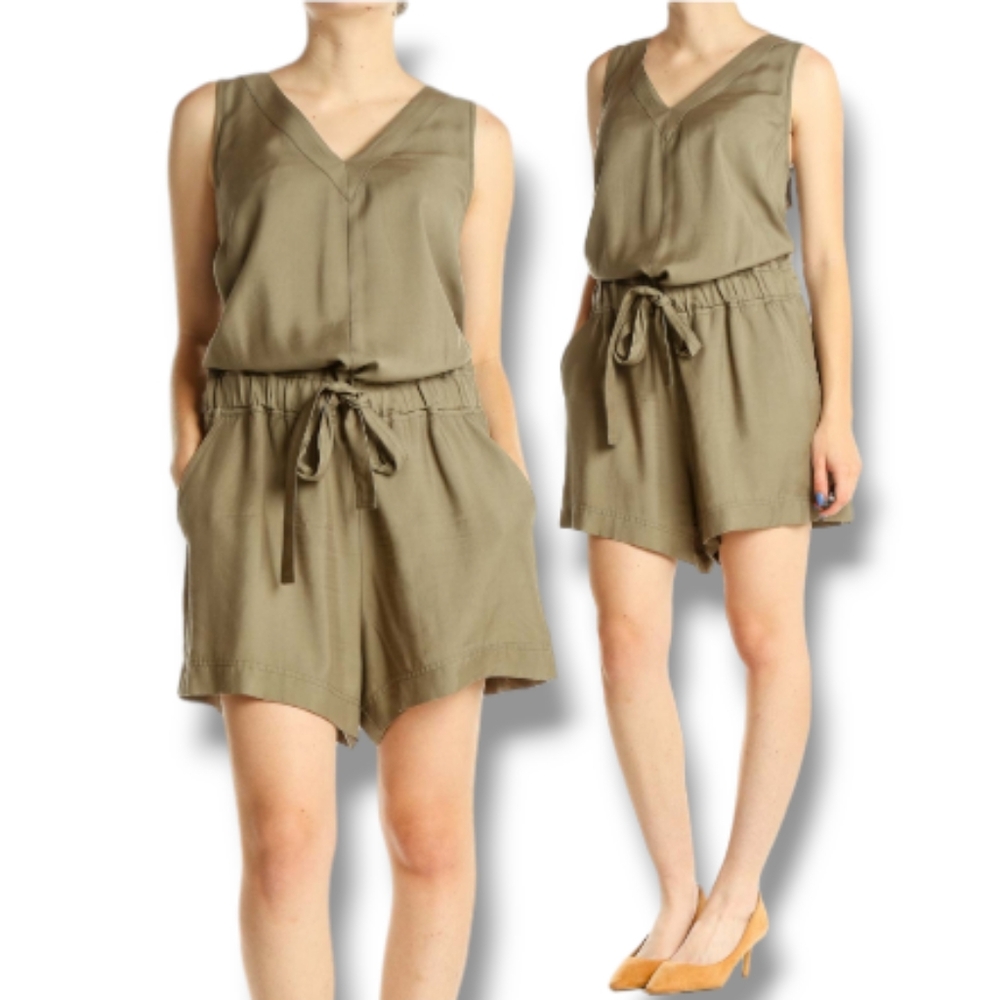 Banana Republic olive green romper US size 4